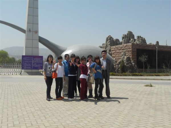 2012�깫˾���ҍ{֮������