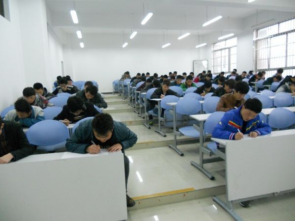 ���C���I(y��)�I(y��)���g(sh��)�W(xu��)Ժ��Ӗ(x��n)��ԇ�F(xi��n)���sӰ